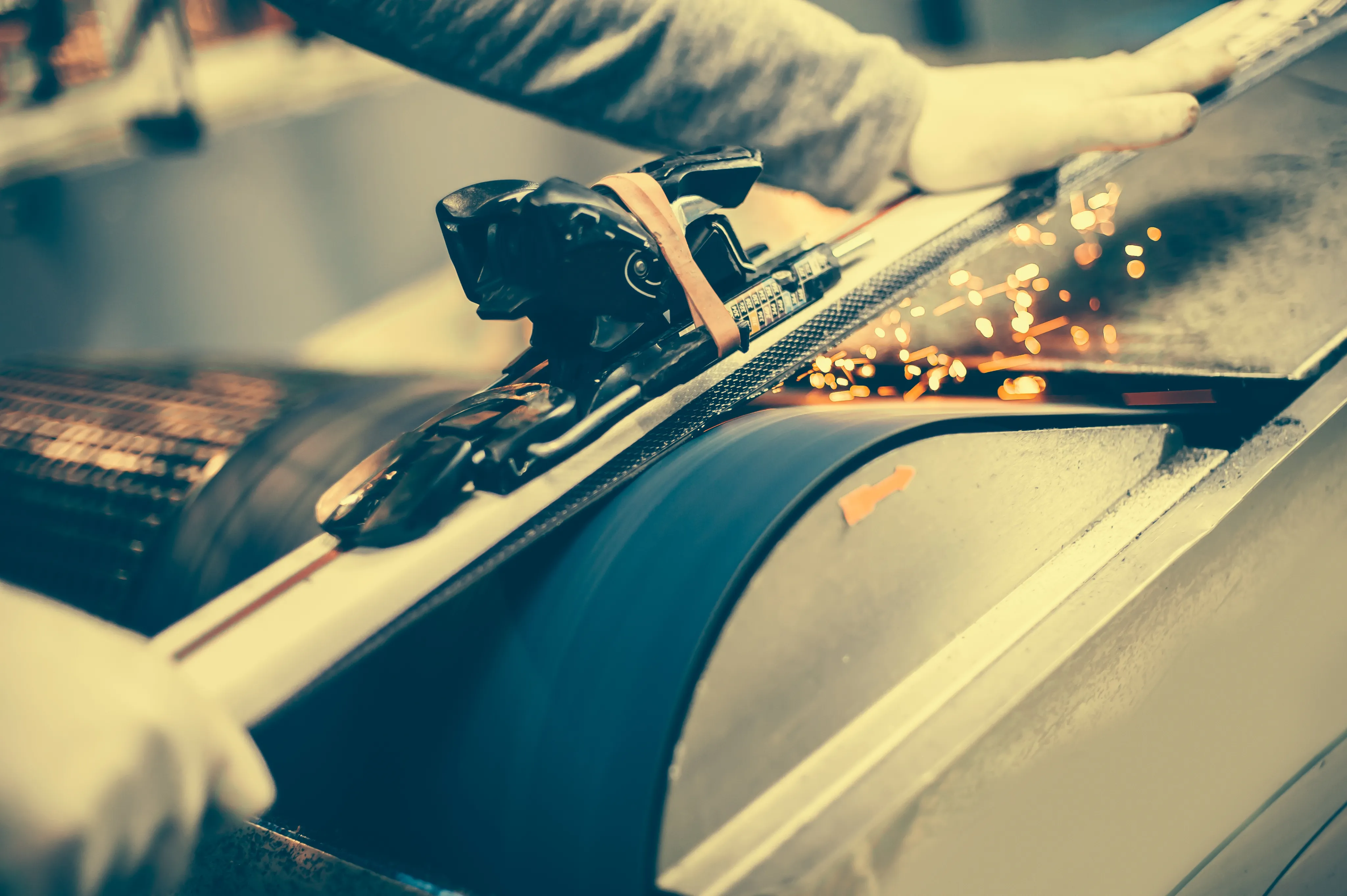 Ski tuning equipment